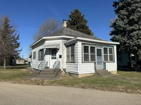 904 E Bridge St, Streator, IL 61364