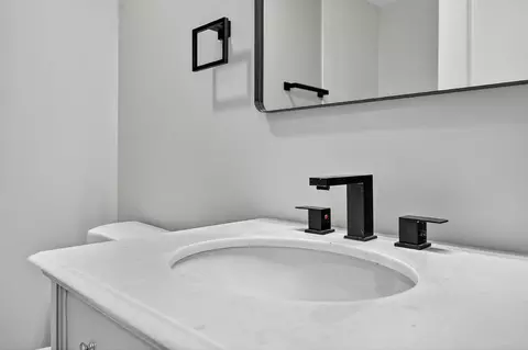 Bath - 1245 Winaki Trl, Algonquin, IL 60102 photo 1 of 7