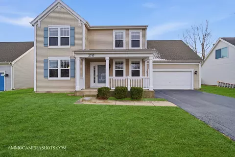 2717 Avalon Ln, Montgomery, IL 60538