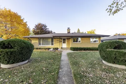 2217 Joanna Ave, Zion, IL 60099
