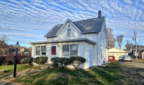 106 S Eldorado St, Sidney, IL 61877