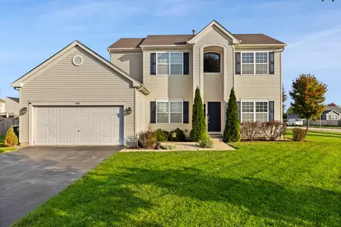 405 Shadow Wood Dr, Yorkville, IL 60560
