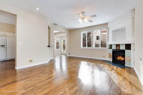 Living - 1141 Delta Ct, Elgin, IL 60123 photo 3 of 17