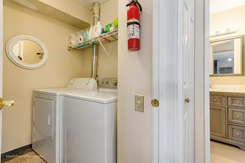 Other - 1141 Delta Ct, Elgin, IL 60123 photo 4 of 5