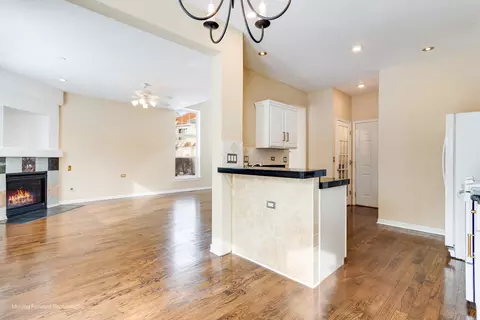 Living - 1141 Delta Ct, Elgin, IL 60123 photo 10 of 17