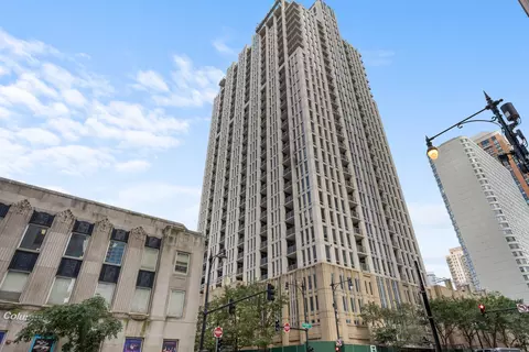 1250 S Michigan Ave #2704, Chicago, IL 60605