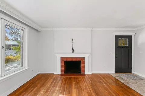 Living - 302 Flora Dr, Champaign, IL 61821 photo 3 of 5