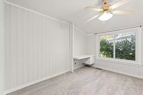 Bedroom - 302 Flora Dr, Champaign, IL 61821 photo 7 of 8