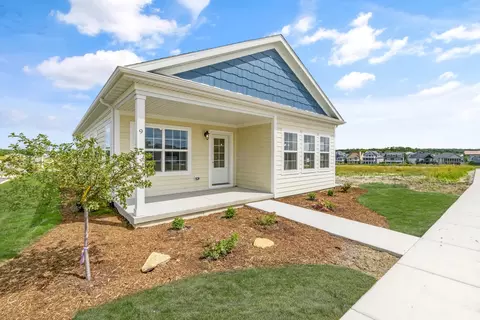 9 Lilac Ln, Ottawa, IL 61350