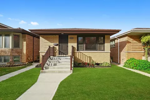 5428 S Laramie Ave, Chicago, IL 60638