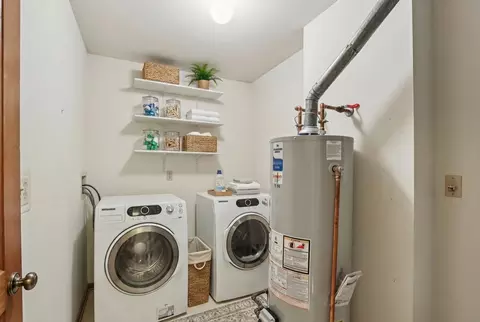 Other - 655 Waverly Dr #C, Elgin, IL 60120 photo 5 of 7