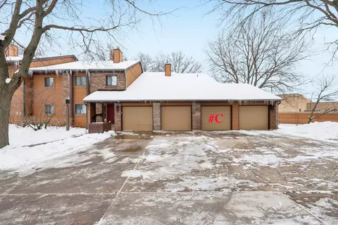 Other - 655 Waverly Dr #C, Elgin, IL 60120 photo 2 of 7