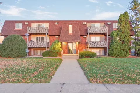 20224 S Frankfort Square Rd #G, Frankfort, IL 60423