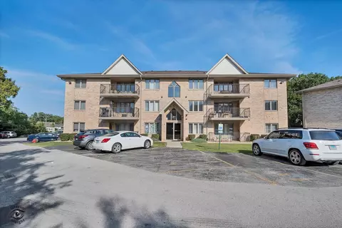 5150 Shadow Creek Dr #4, Oak Forest, IL 60452