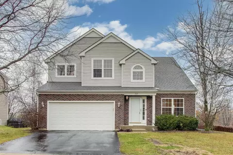 719 Sun Lake Rd, Lake Villa, IL 60046