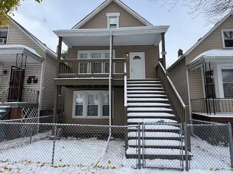 8626 S Burnham Ave, Chicago, IL 60617