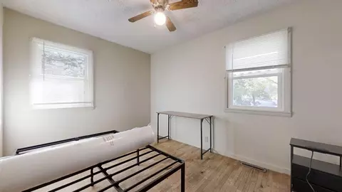 Bedroom - 915 Morgan St, Normal, IL 61761 photo 1 of 9