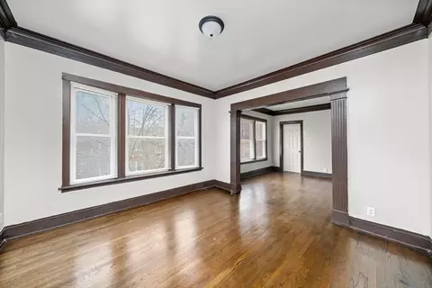 Living - 815 W 76th St, Chicago, IL 60620 photo 6 of 8