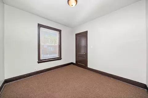 Bedroom - 815 W 76th St, Chicago, IL 60620 photo 2 of 8