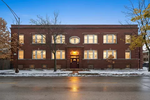 Exterior - 815 W 76th St, Chicago, IL 60620 photo 5 of 5