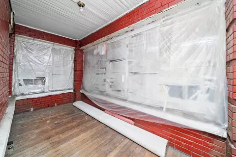 Exterior - 815 W 76th St, Chicago, IL 60620 photo 3 of 5