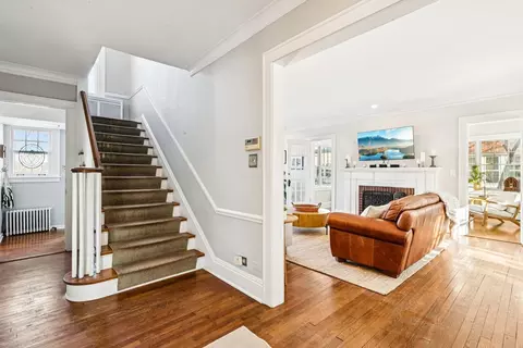 Entry Way - 1115 Colfax St, Evanston, IL 60201 photo 3 of 8