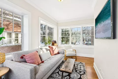Living - 1115 Colfax St, Evanston, IL 60201 photo 6 of 9