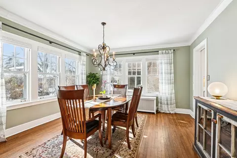 Dining - 1115 Colfax St, Evanston, IL 60201 photo 2 of 2