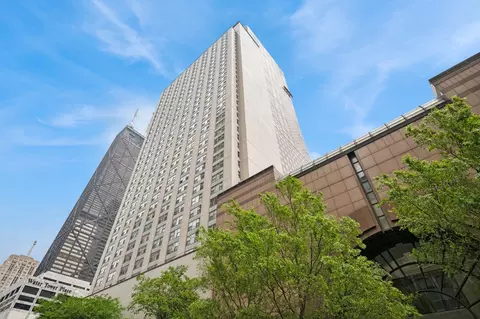 777 N Michigan Ave #1001, Chicago, IL 60611