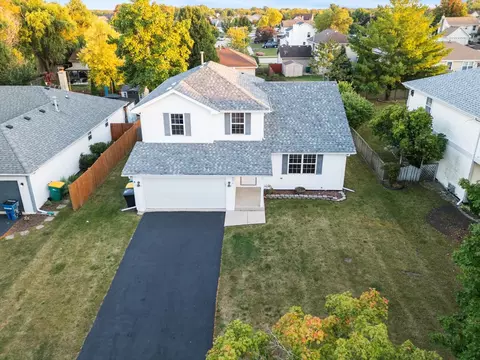 4616 Peacock Ln, Plainfield, IL 60586 photo 3