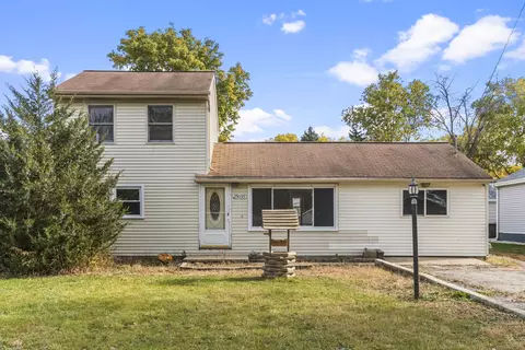 25055 S Center St, Channahon, IL 60410