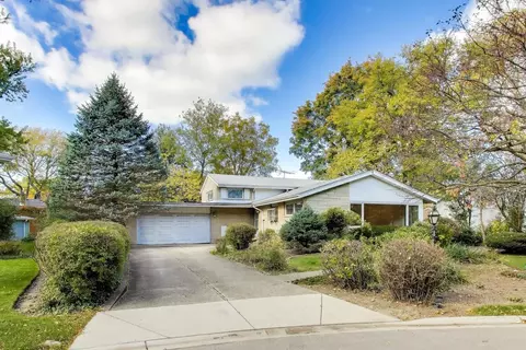 313 Ferndale Rd, Glenview, IL 60025