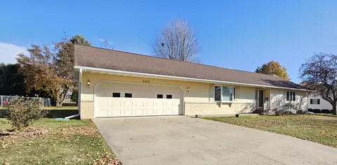 507 S 9th St, Princeton, IL 61356