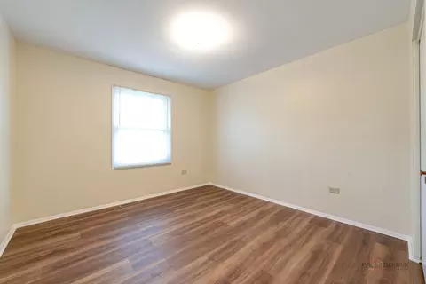 Bedroom - 209 E Pineview Dr, Round Lake Park, IL 60073 photo 1 of 5