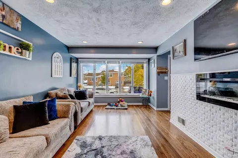 Living - 4147 Gage Ave, Lyons, IL 60534 photo 1 of 2