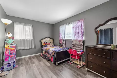 Bedroom - 302 Springfield St, Park Forest, IL 60466 photo 2 of 3