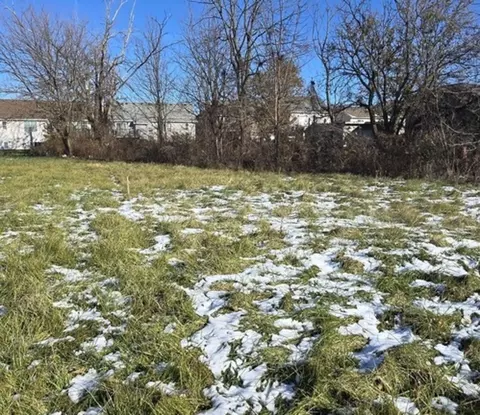 2928 143rd St, Blue Island, IL 60406