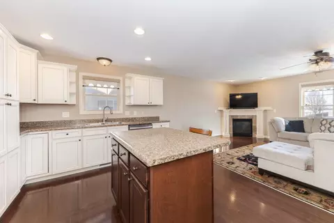 Kitchen - 1646 Belclare Rd, Normal, IL 61761 photo 3 of 4