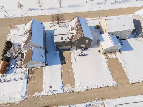 View/Area - 1646 Belclare Rd, Normal, IL 61761 photo 4 of 6