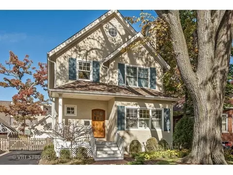 Undisclosed, Winnetka, IL 60093