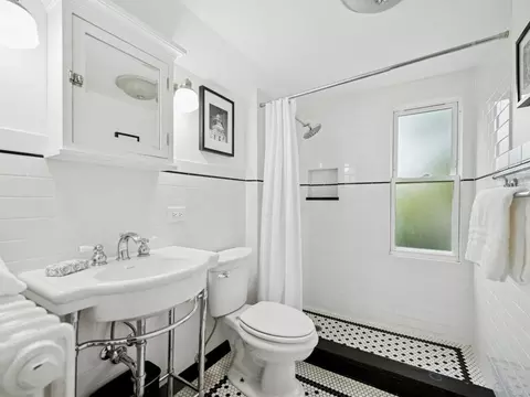 736 Central St, Evanston, IL 60201 photo 18