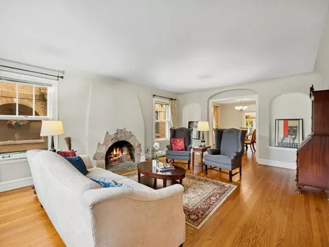 736 Central St, Evanston, IL 60201 photo 4