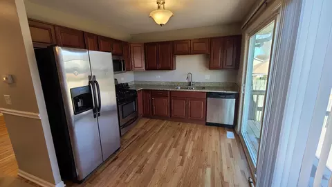 Kitchen - 125 Deerpath Rd, Matteson, IL 60443 photo 1 of 1