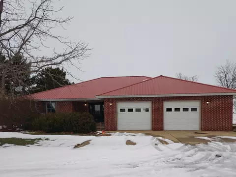 68 500 E, Sadorus, IL 61872