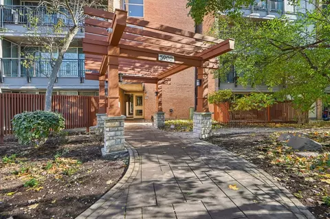 5900 Oakwood Dr #1K, Lisle, IL 60532