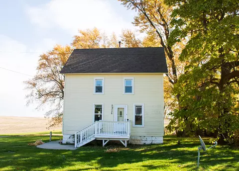29736 Il Route 23, Genoa, IL 60135