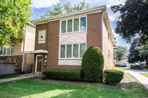 1316 N Northwest Hwy, Park Ridge, IL 60068