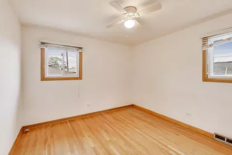 Bedroom - 7843 Massasoit Ave, Burbank, IL 60459 photo 3 of 6