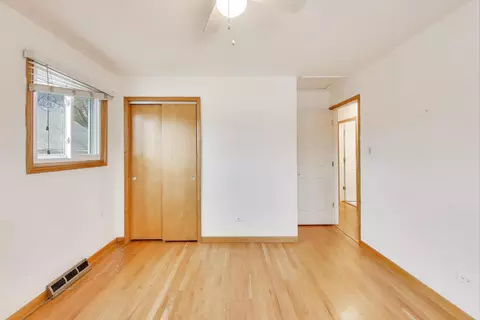 Bedroom - 7843 Massasoit Ave, Burbank, IL 60459 photo 4 of 6