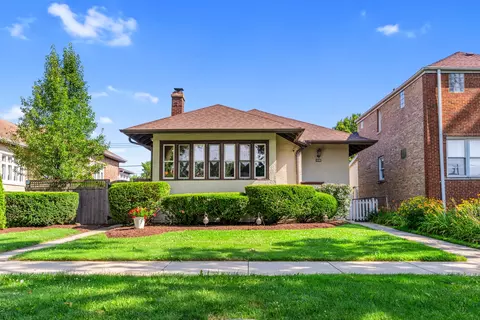 6525 34th St, Berwyn, IL 60402